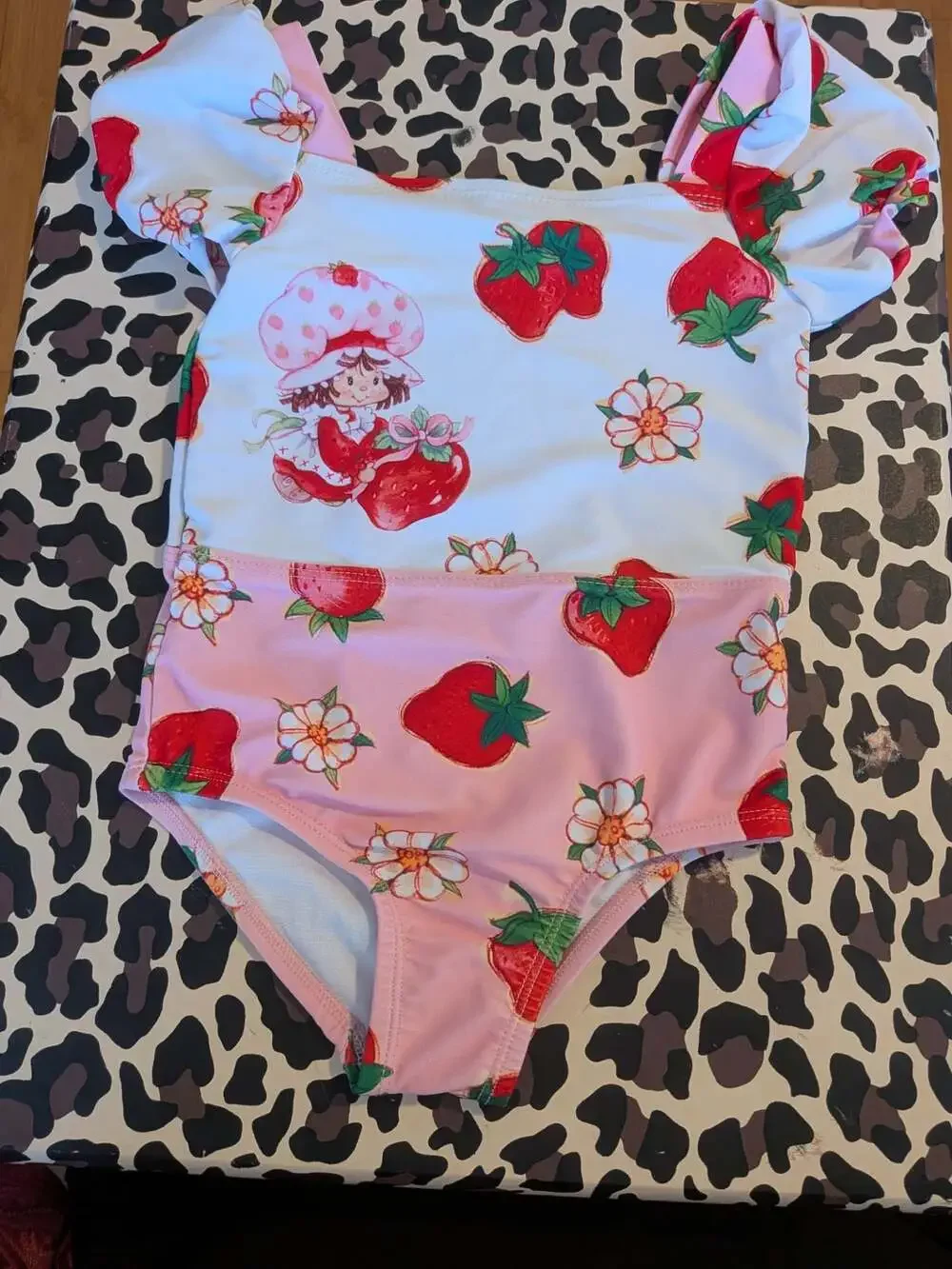 Strawberry Shortcake Toddler Girl Puff-Sleeve One-Piece Swimsuit Size 2T